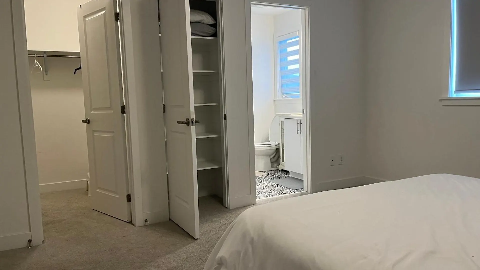 Ottawa Airport Guesthouse